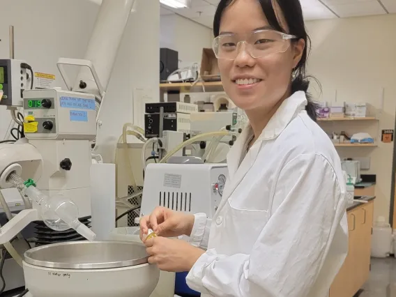 Ika Lin in the laboratory