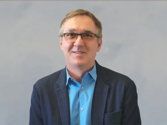 Photo of Dr. Andrei Sanov, receiver of the 2025 College of Science Distinguished Achievement in Science Award
