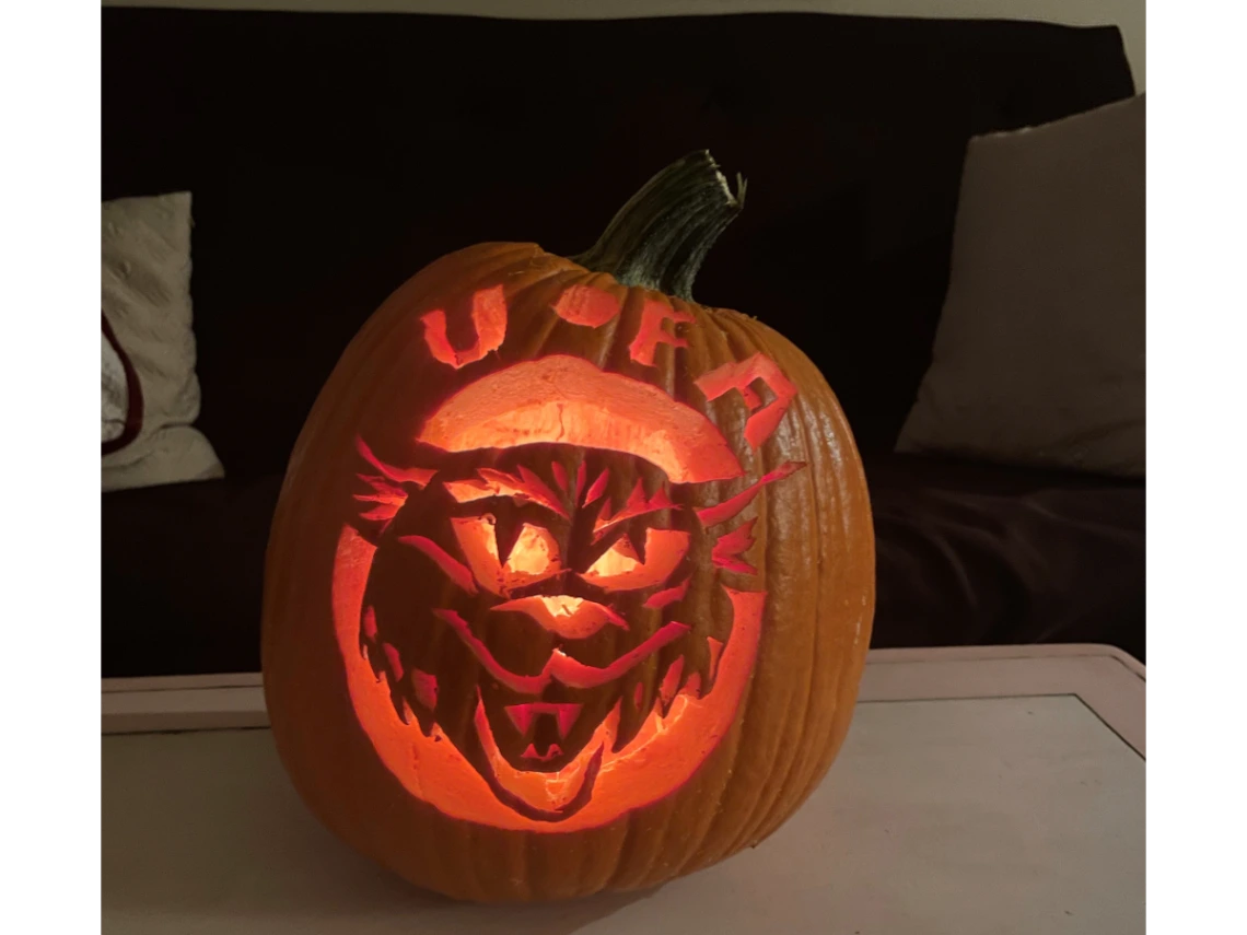 U of A pumpkin carving