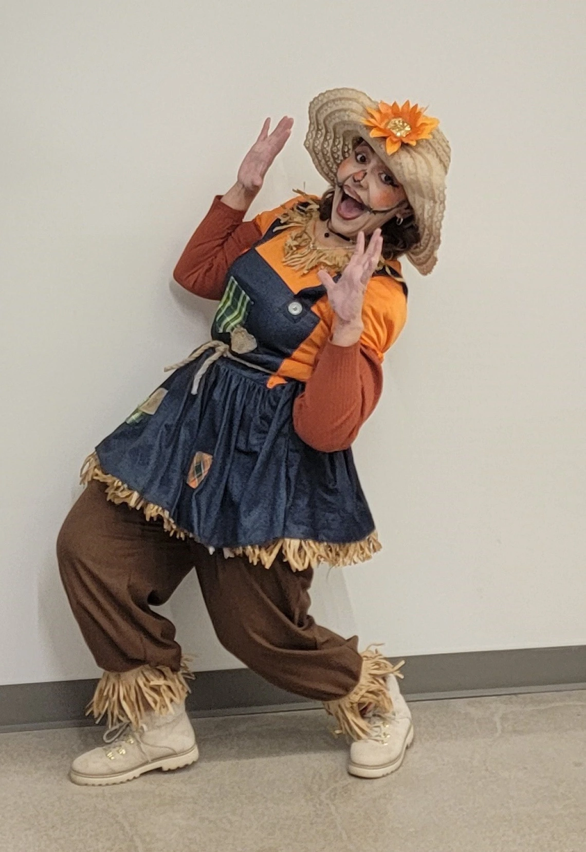 Stephanie Boysen dressed as Scarecrow