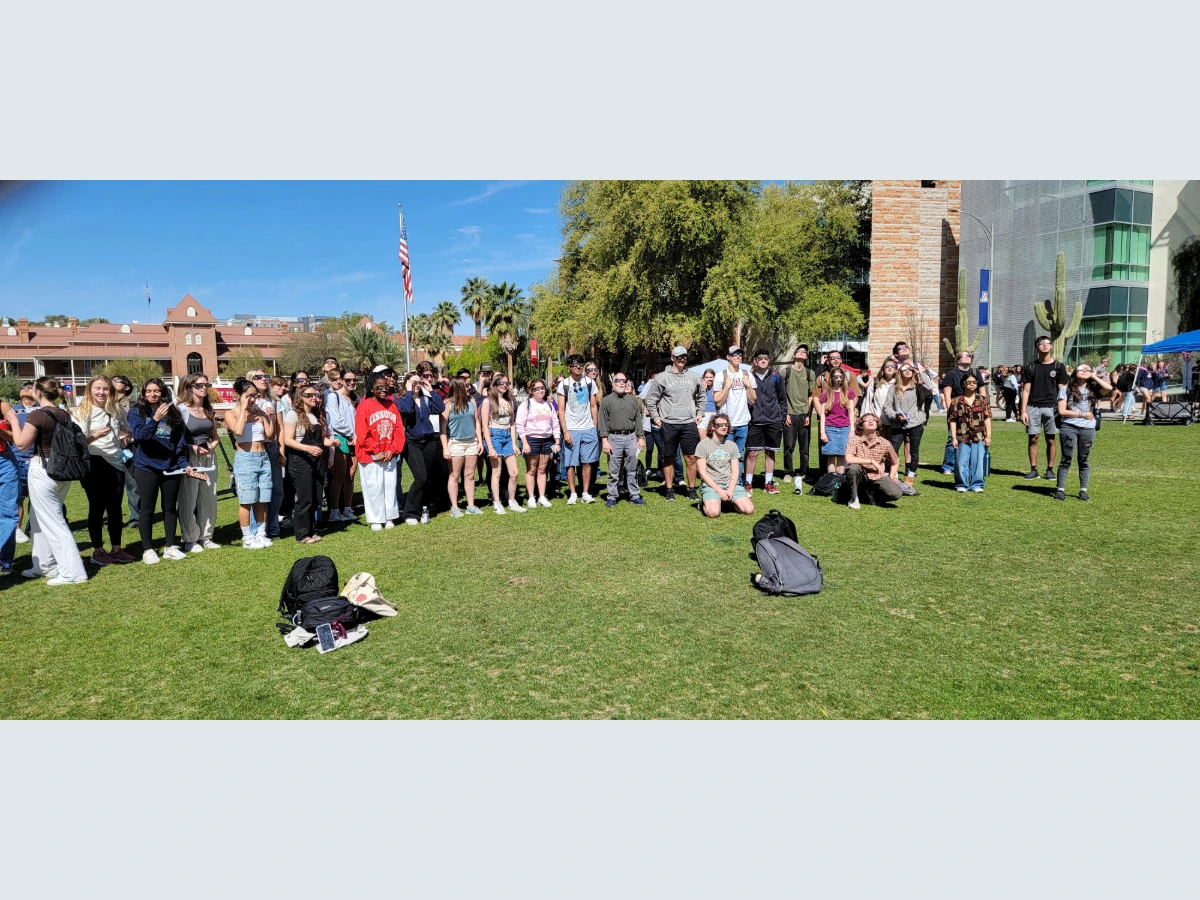 Dr. Schwartz class Chemistry 182 view 2024 solar eclipse