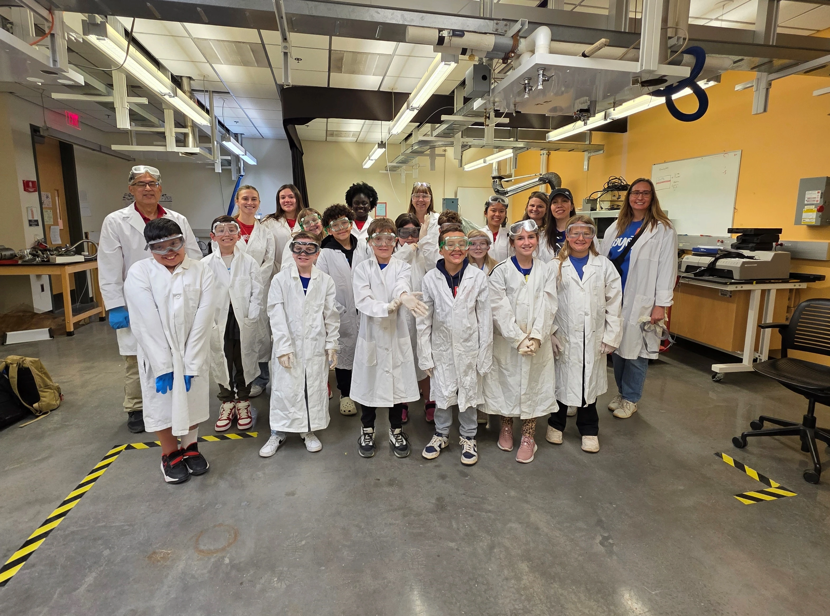 Cottonwood Elementary School 5th graders visit CBC