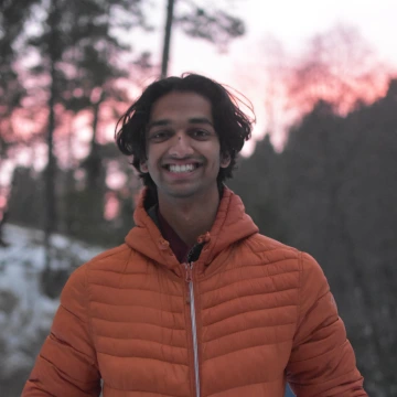 Dilan Maliyagoda smiling